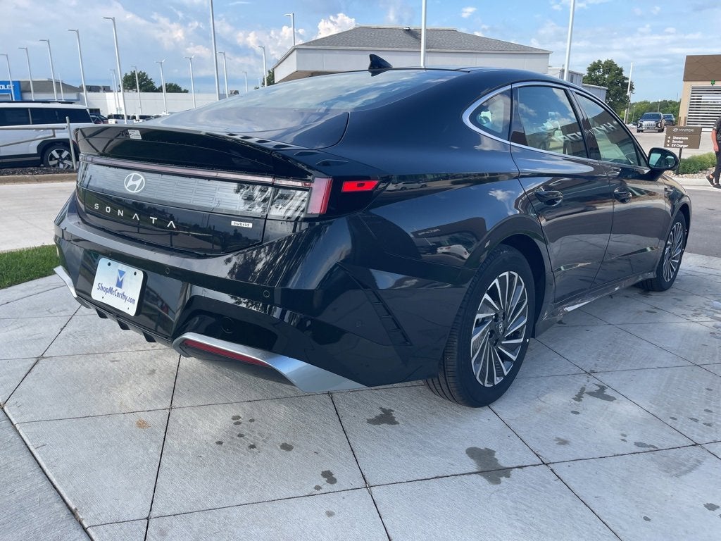 2025 Hyundai Sonata Hybrid Limited