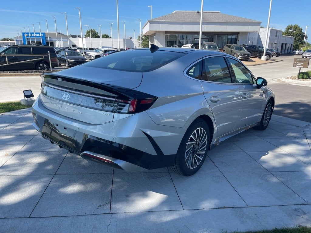 2025 Hyundai Sonata Hybrid Limited