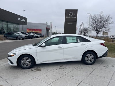 2026 Hyundai ELANTRA SE