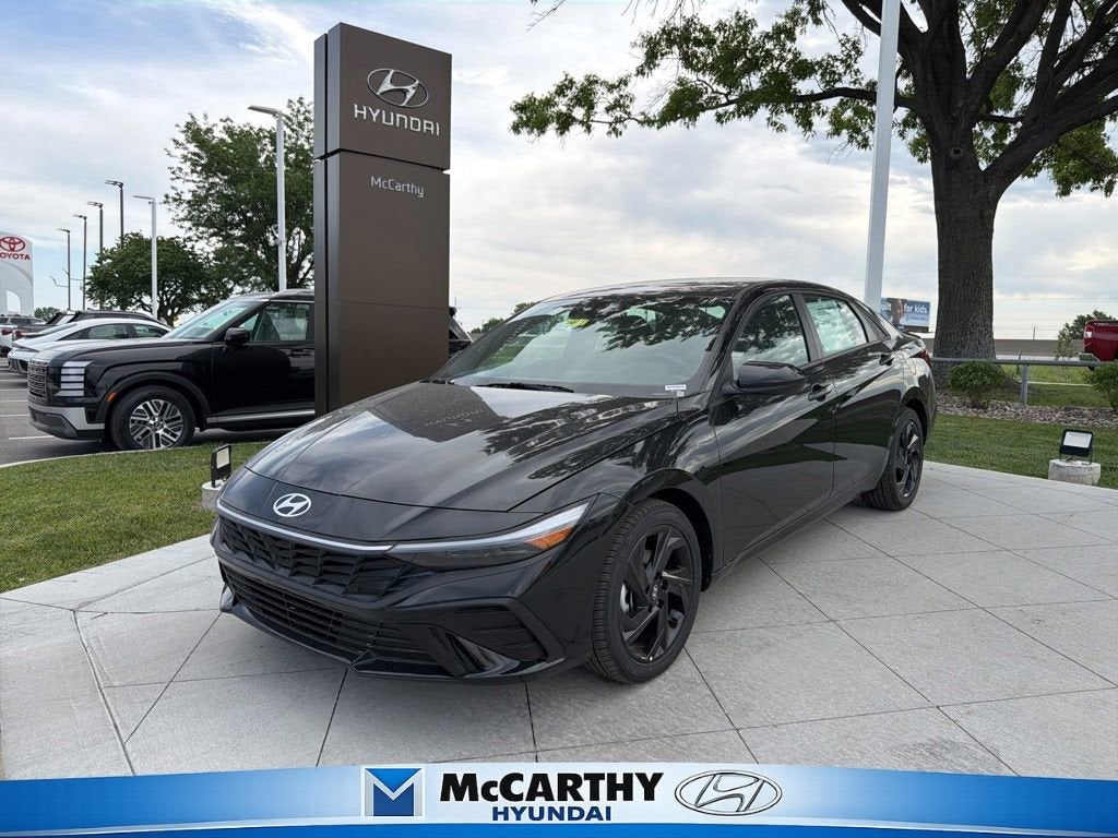 2026 Hyundai Elantra 2.0 SEL Sport IVT's photo