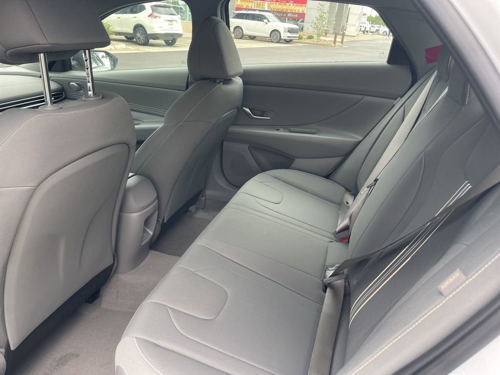 2025 Hyundai ELANTRA HYBRID SEL Sport