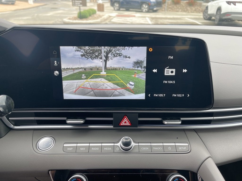 2025 Hyundai ELANTRA HYBRID SEL Sport