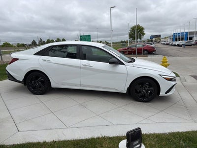 2026 Hyundai ELANTRA HYBRID SEL Sport