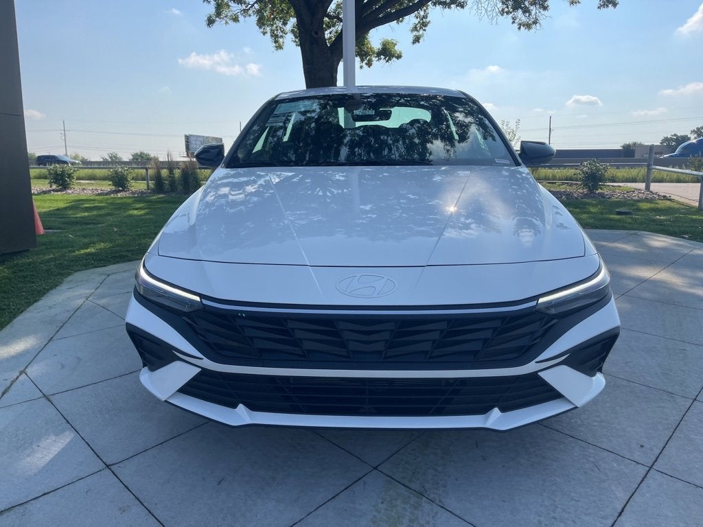 2025 Hyundai ELANTRA HYBRID SEL Sport