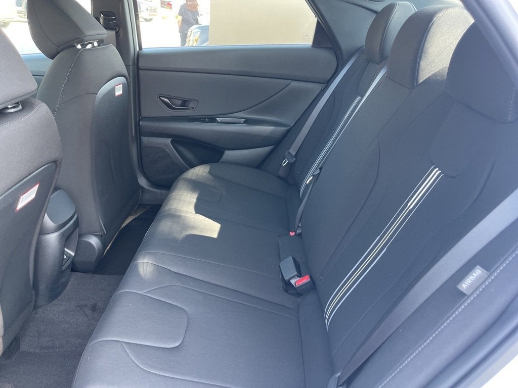 2025 Hyundai ELANTRA HYBRID SEL Sport