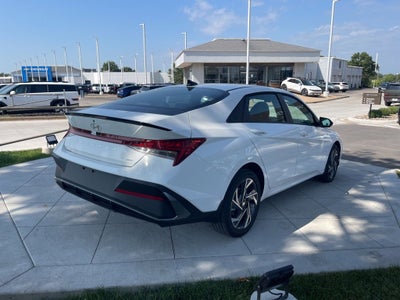 2025 Hyundai ELANTRA HYBRID SEL Sport