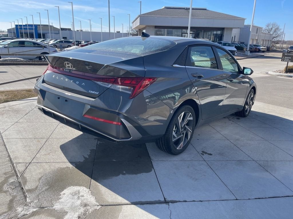2026 Hyundai ELANTRA Limited