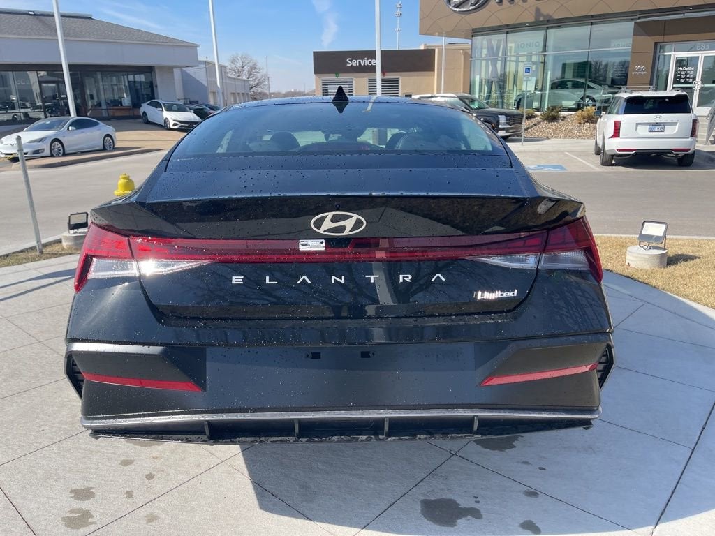 2026 Hyundai ELANTRA Limited