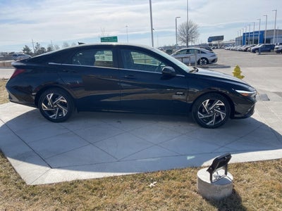 2026 Hyundai ELANTRA Limited