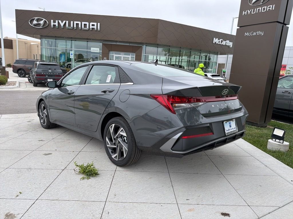 2026 Hyundai ELANTRA Limited