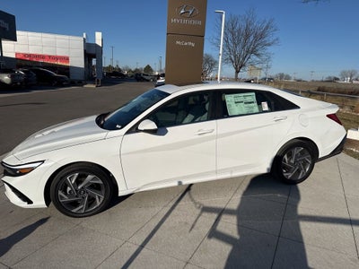 2025 Hyundai ELANTRA Limited