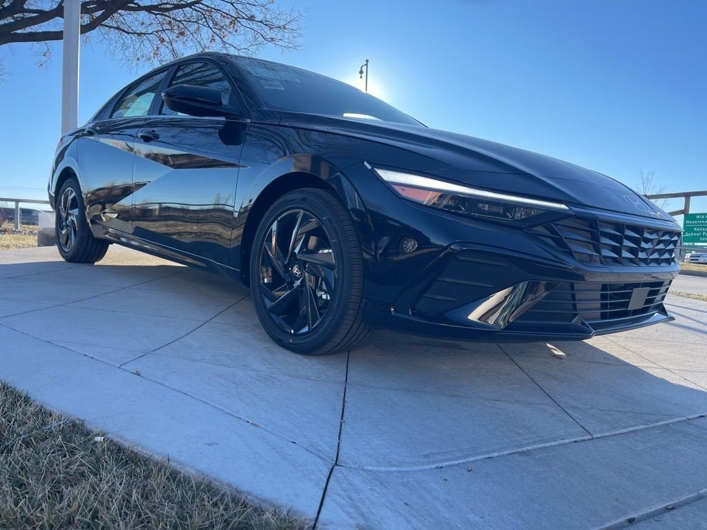 2026 Hyundai ELANTRA SEL Sport Premium