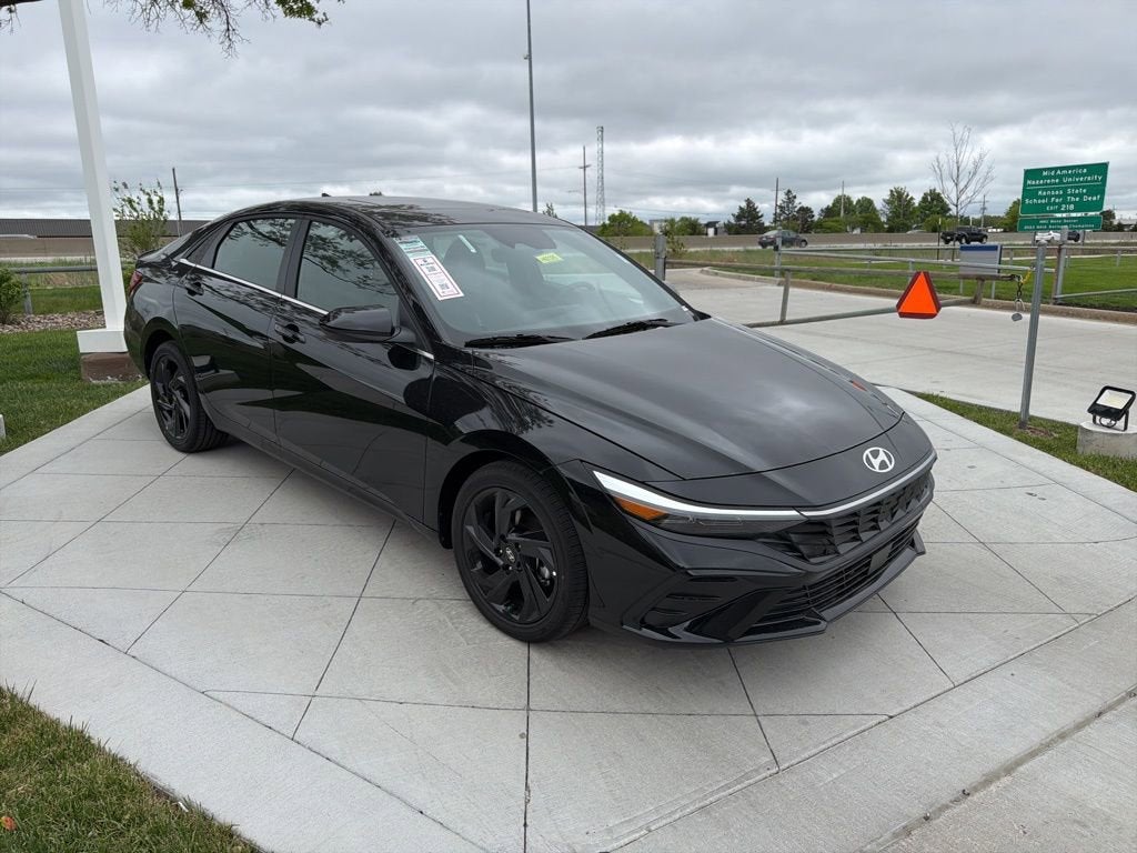 2026 Hyundai ELANTRA SEL Sport Premium