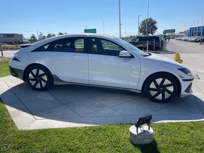 2025 Hyundai IONIQ 6 SE