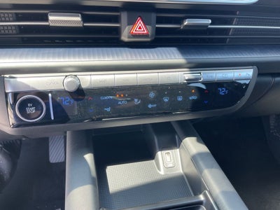 2025 Hyundai IONIQ 6 SE