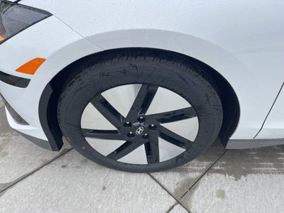 2025 Hyundai IONIQ 6 SE