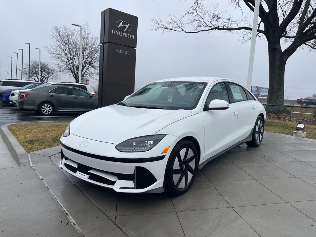 2025 Hyundai IONIQ 6 SE