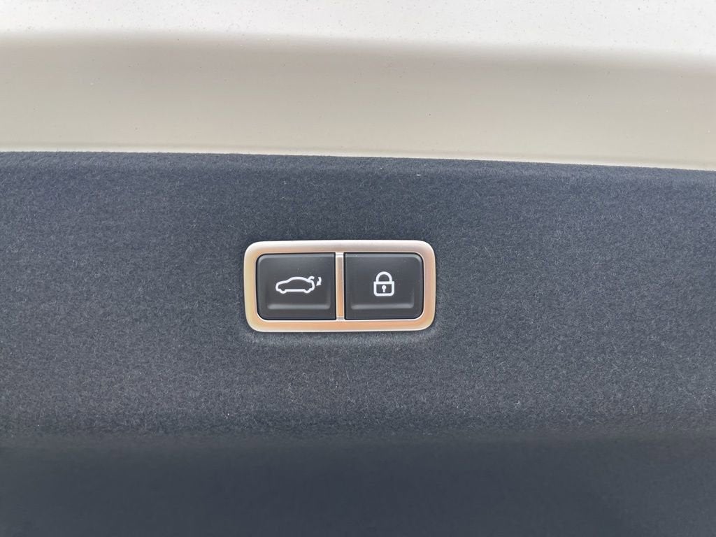 2025 Hyundai IONIQ 6 SE