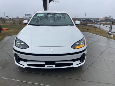 2025 Hyundai IONIQ 6 SE