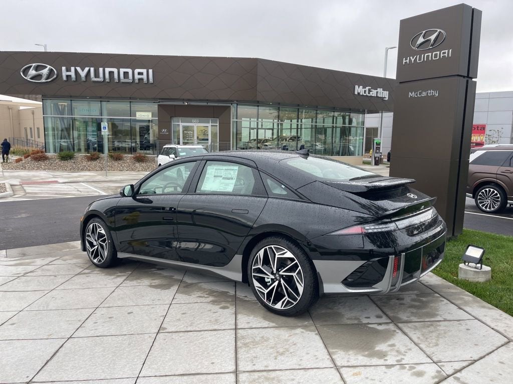 2025 Hyundai IONIQ 6 SEL