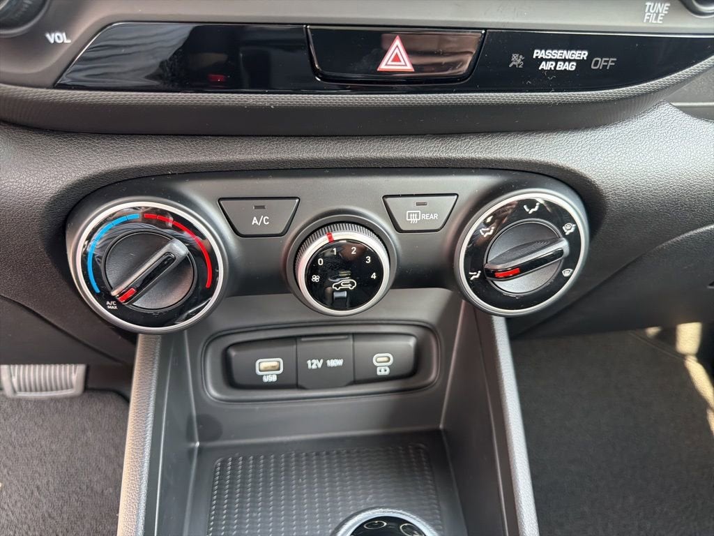 2026 Hyundai VENUE SE