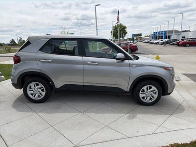 2026 Hyundai VENUE SE