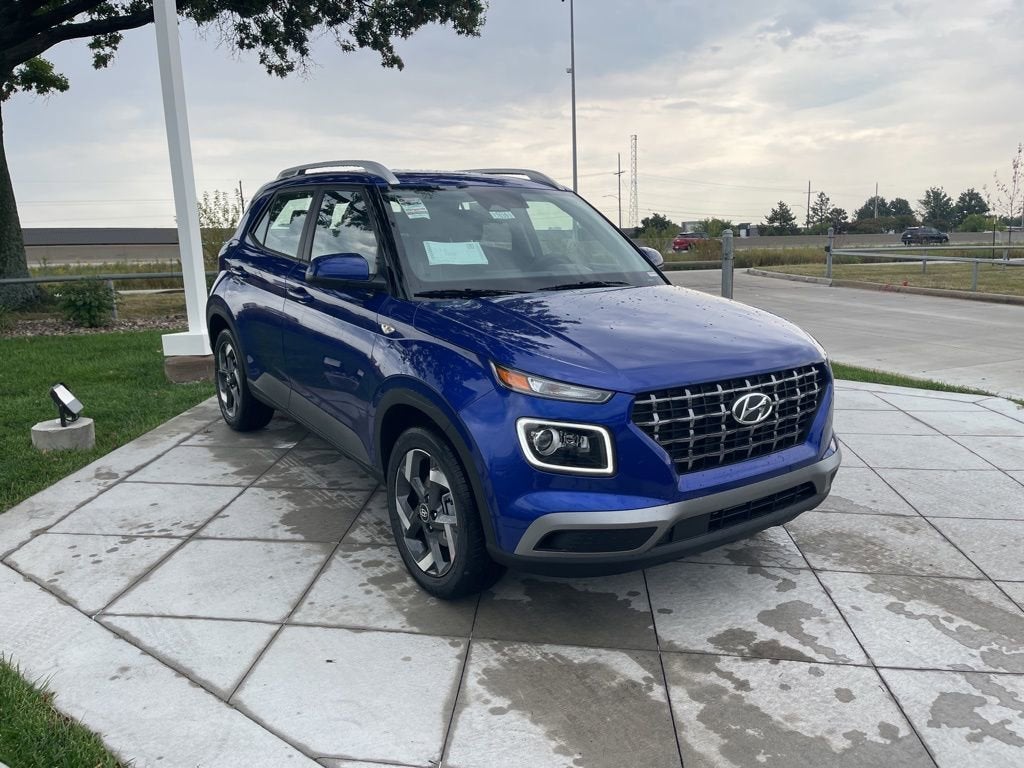 2025 Hyundai VENUE Limited