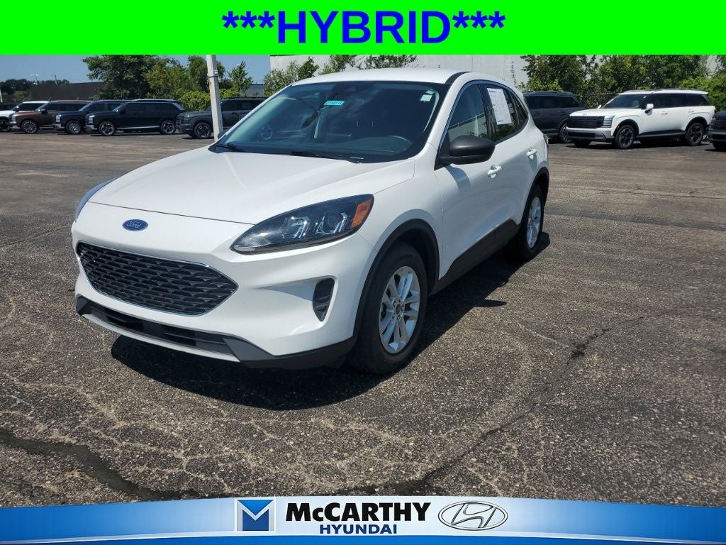 2022 Ford Escape Hybrid SE