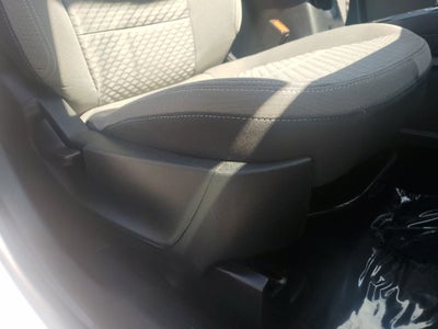 2022 Ford Escape Hybrid SE