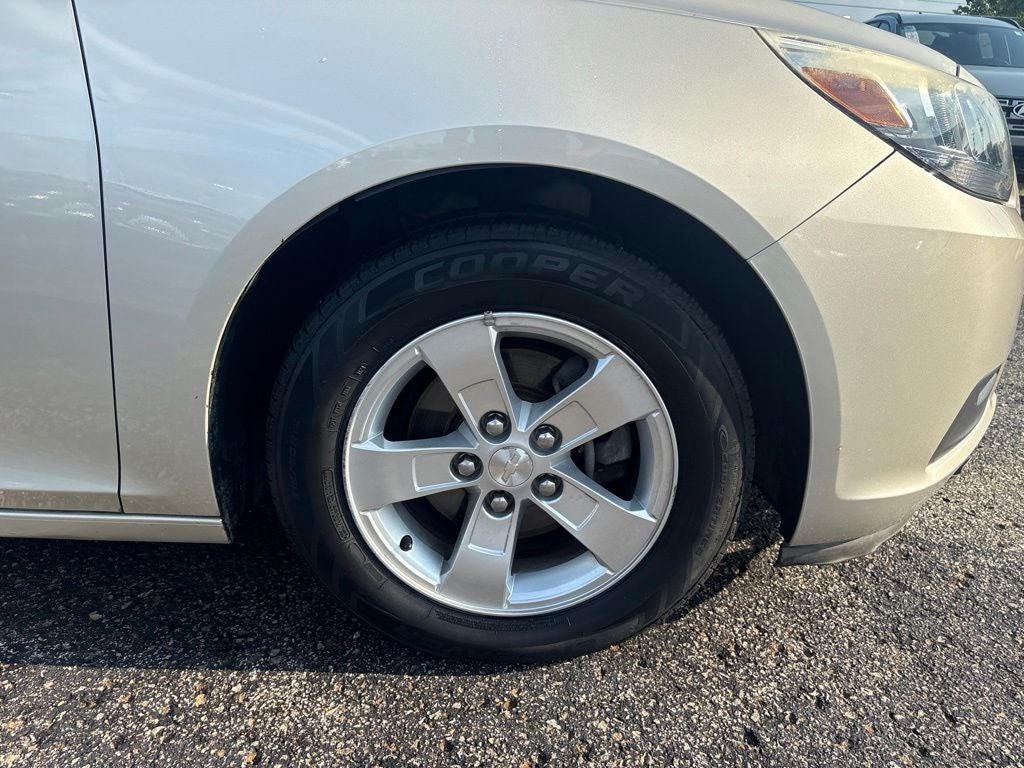2013 Chevrolet Malibu LS 1LS