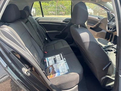 2016 Volkswagen Golf TSI S 4-Door