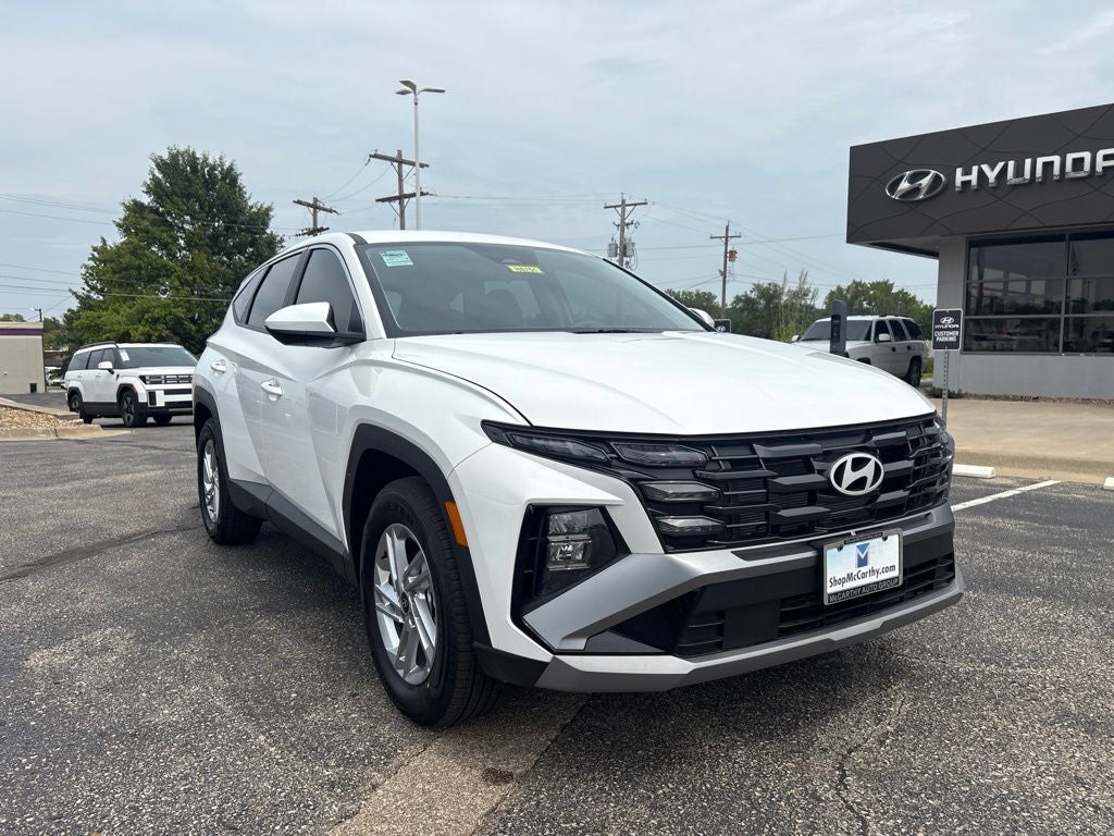 2026 Hyundai TUCSON SE FWD