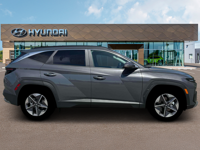 2026 Hyundai TUCSON SEL Premium FWD