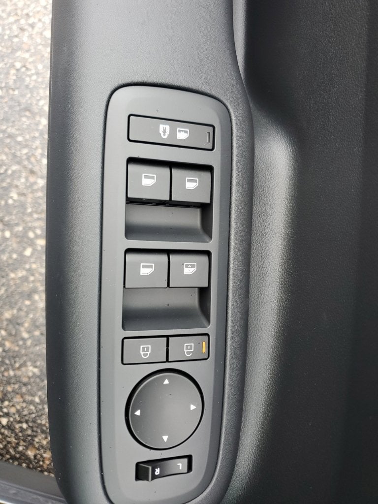 2027 Hyundai SANTA FE SE FWD