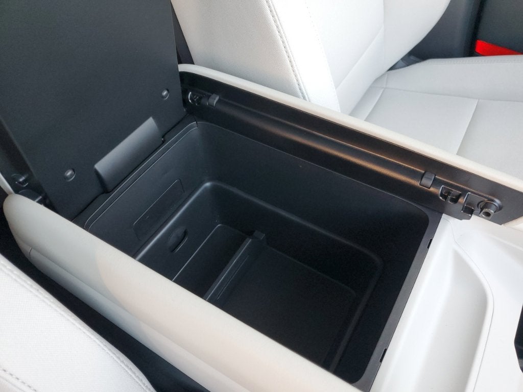 2027 Hyundai SANTA FE SE FWD