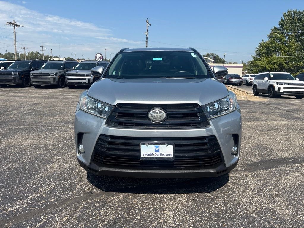 2017 Toyota Highlander SE