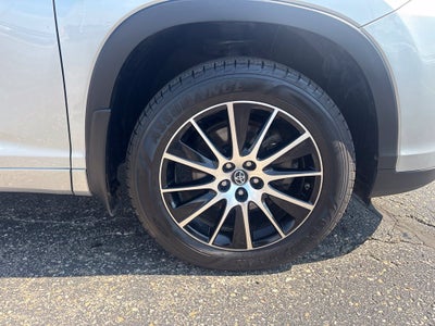 2017 Toyota Highlander SE