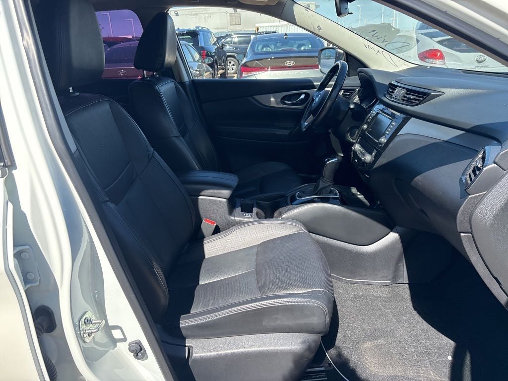 2020 Nissan Rogue Sport SL