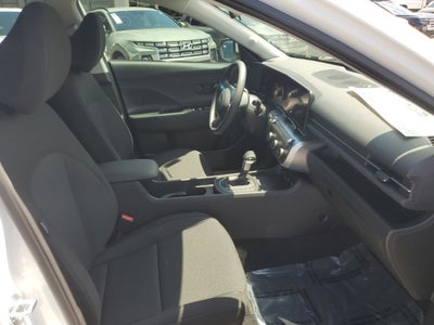 2026 Hyundai KONA SE FWD