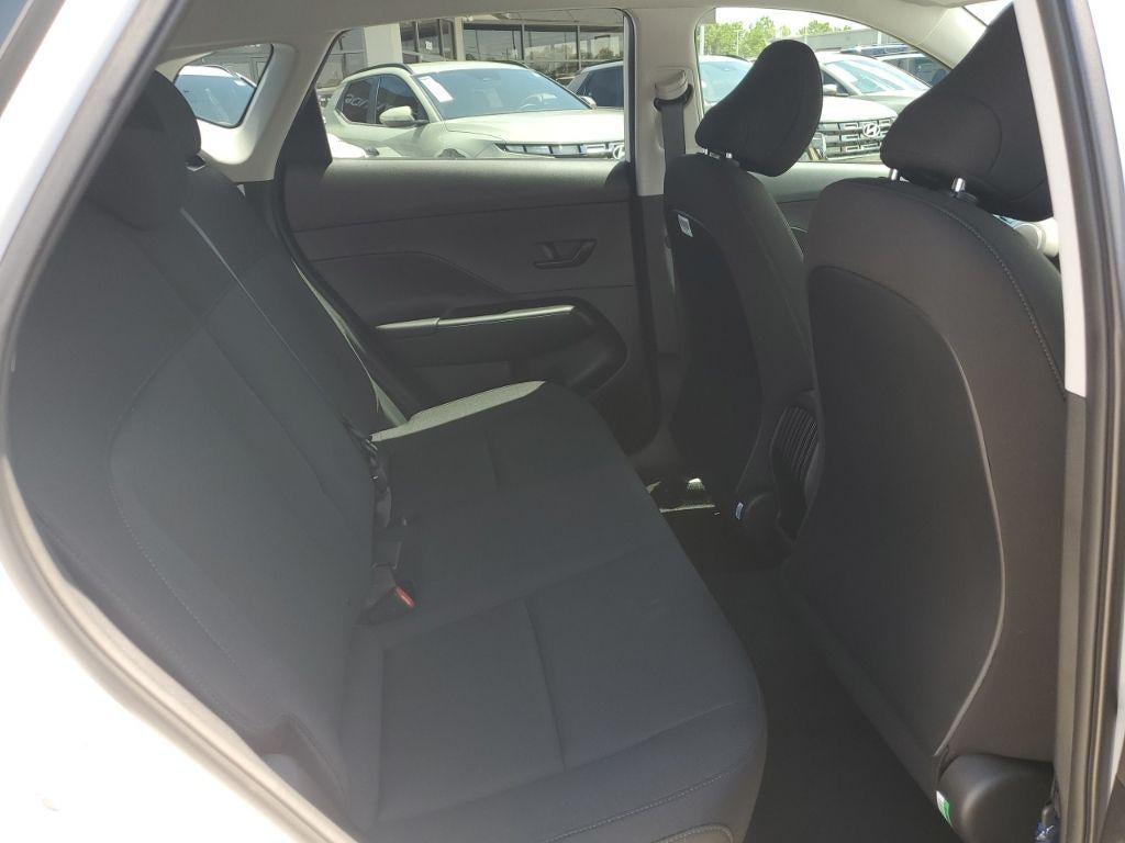 2026 Hyundai KONA SE FWD