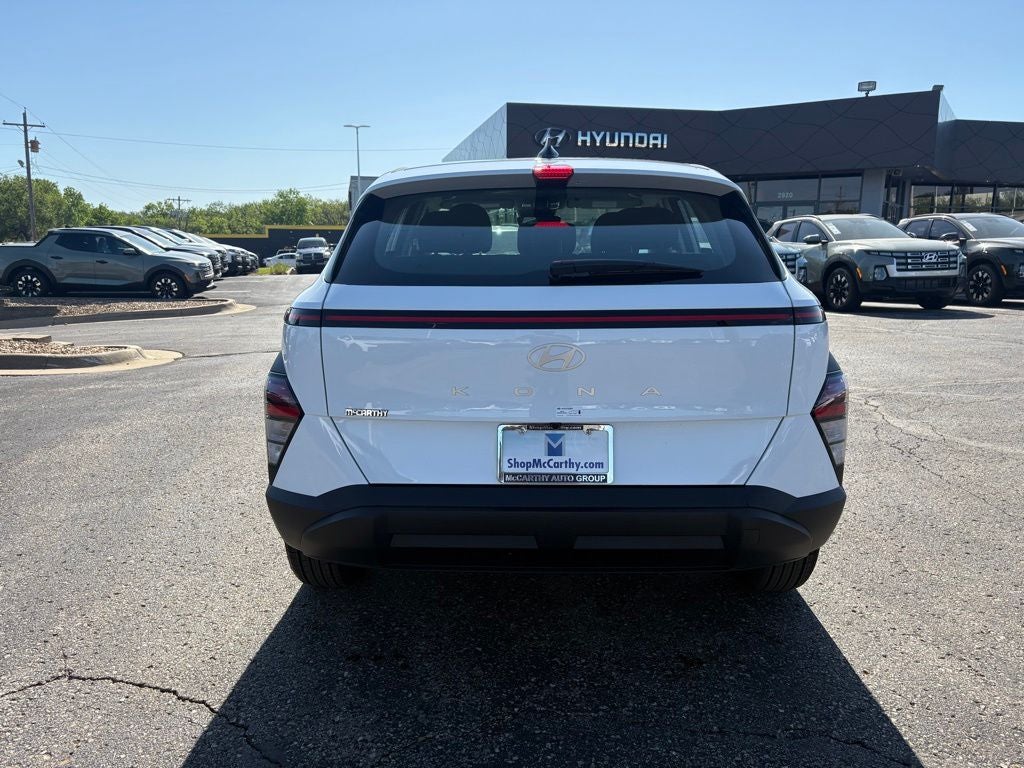 2026 Hyundai KONA SE