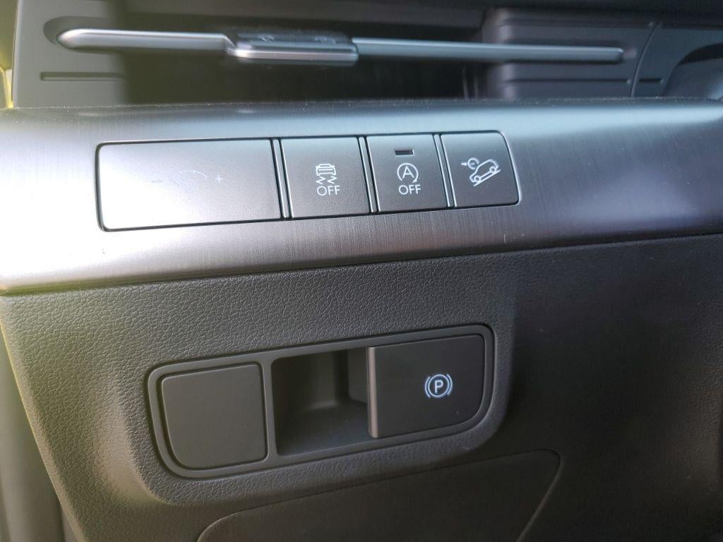 2026 Hyundai KONA SE AWD
