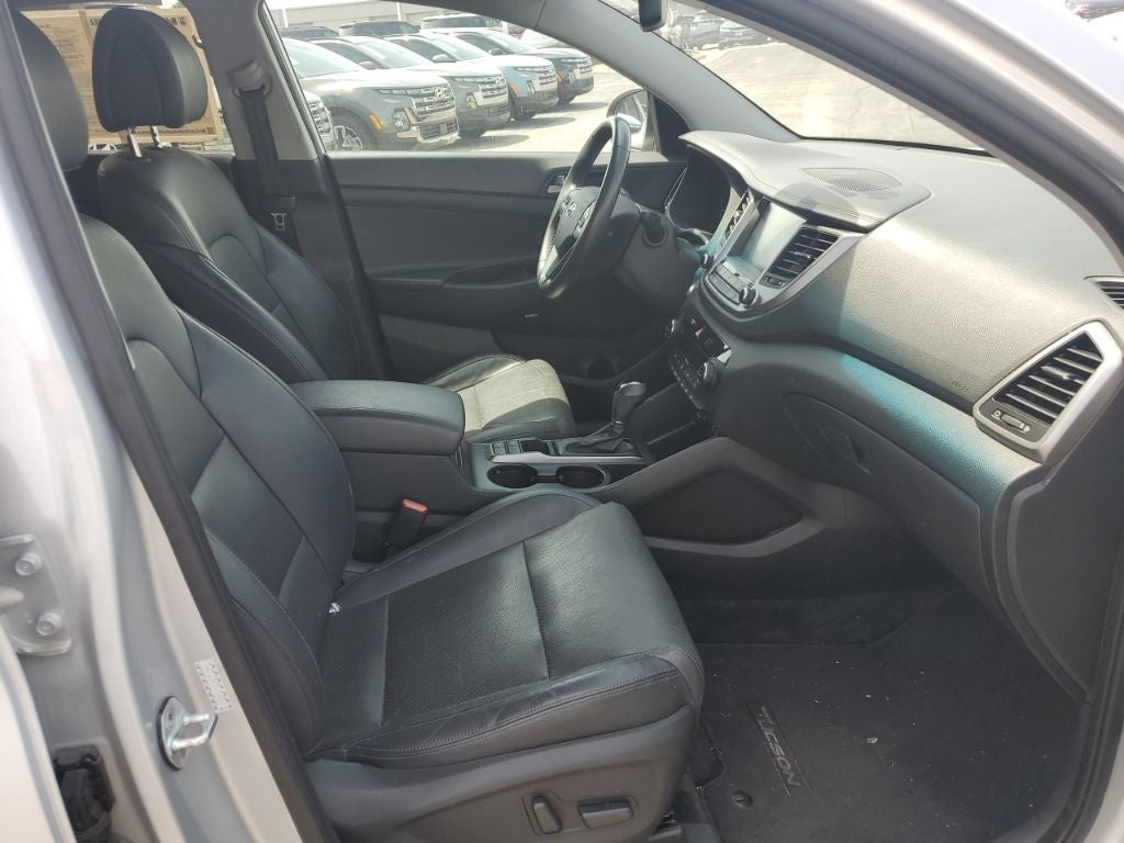 2017 Hyundai TUCSON SE Plus
