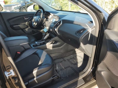 2015 Hyundai TUCSON SE