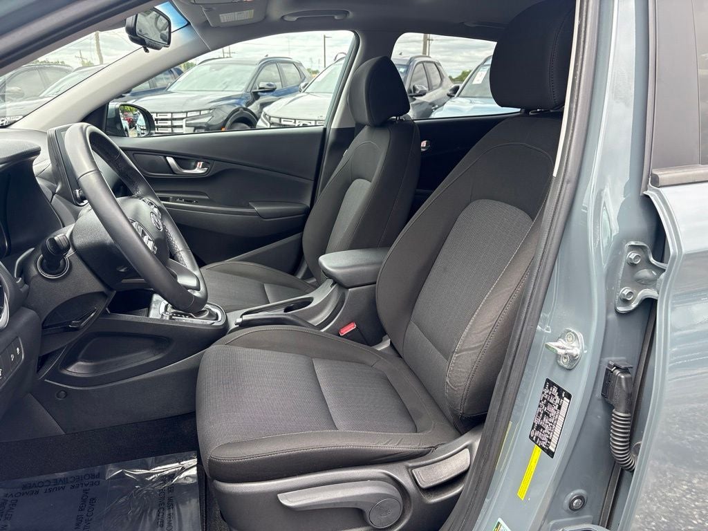 2022 Hyundai KONA SEL