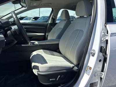 2025 Hyundai SONATA HYBRID SEL