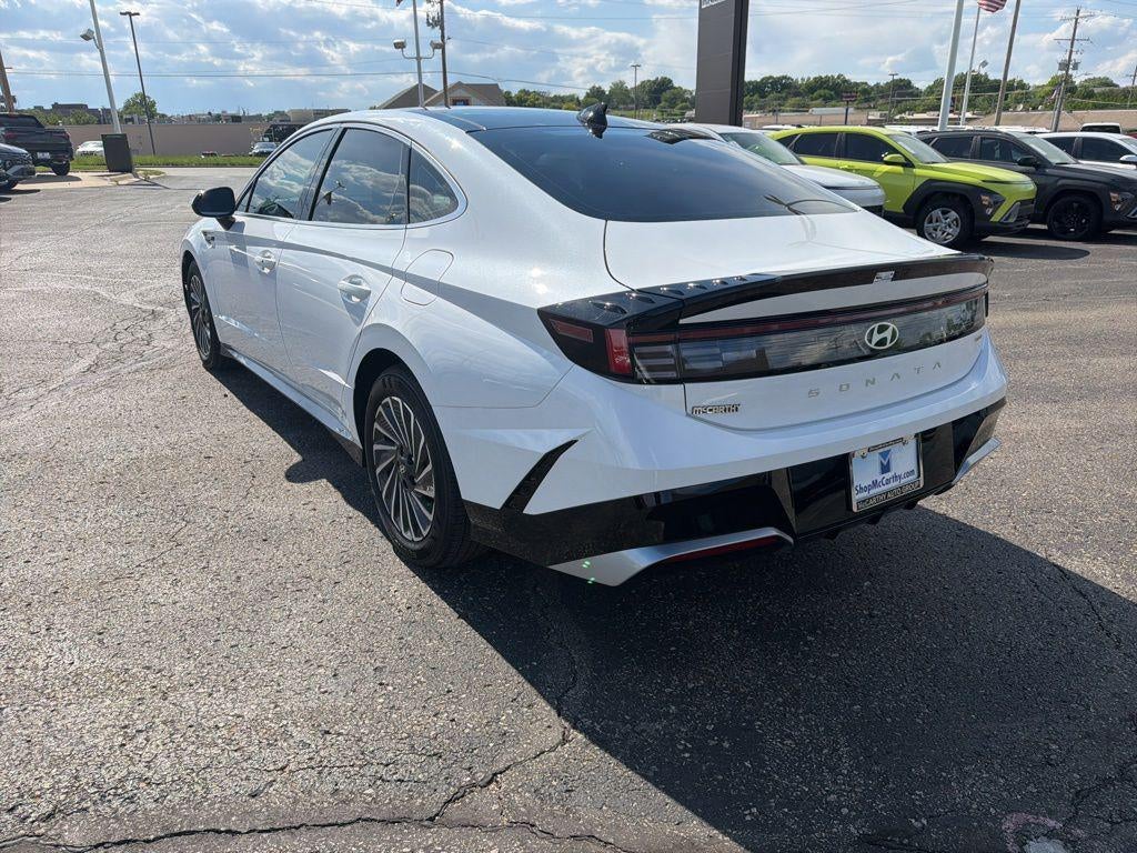 2026 Hyundai SONATA HYBRID SEL
