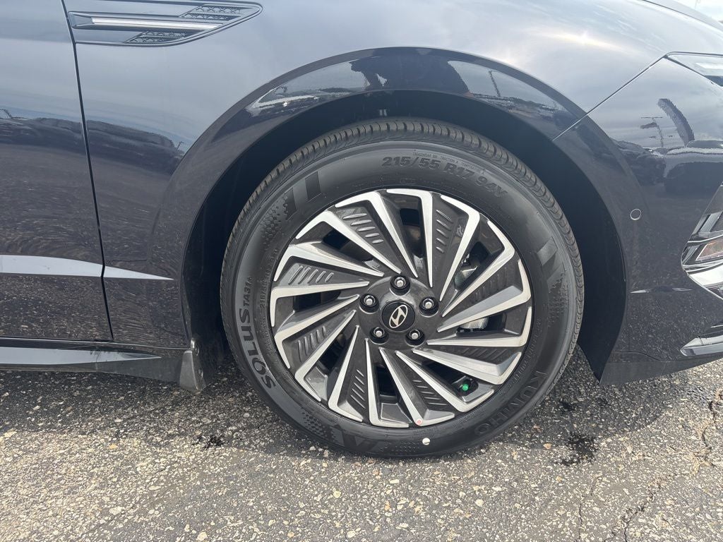 2026 Hyundai SONATA HYBRID Limited