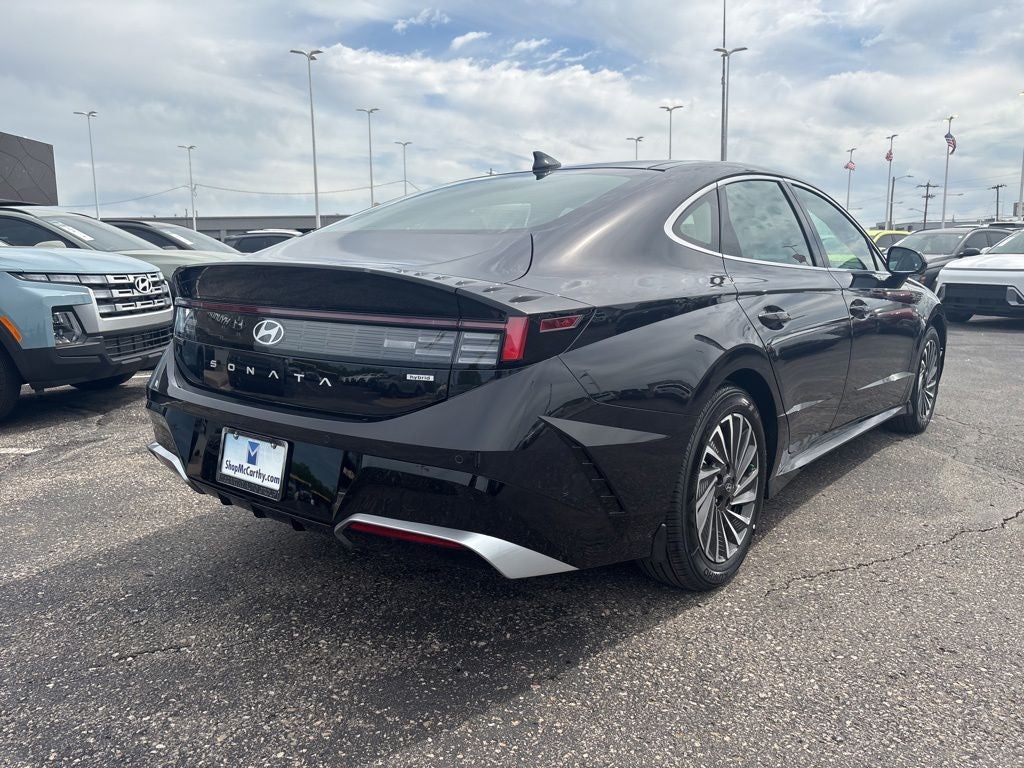 2026 Hyundai SONATA HYBRID Limited