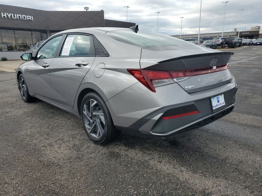 2025 Hyundai ELANTRA SEL Sport
